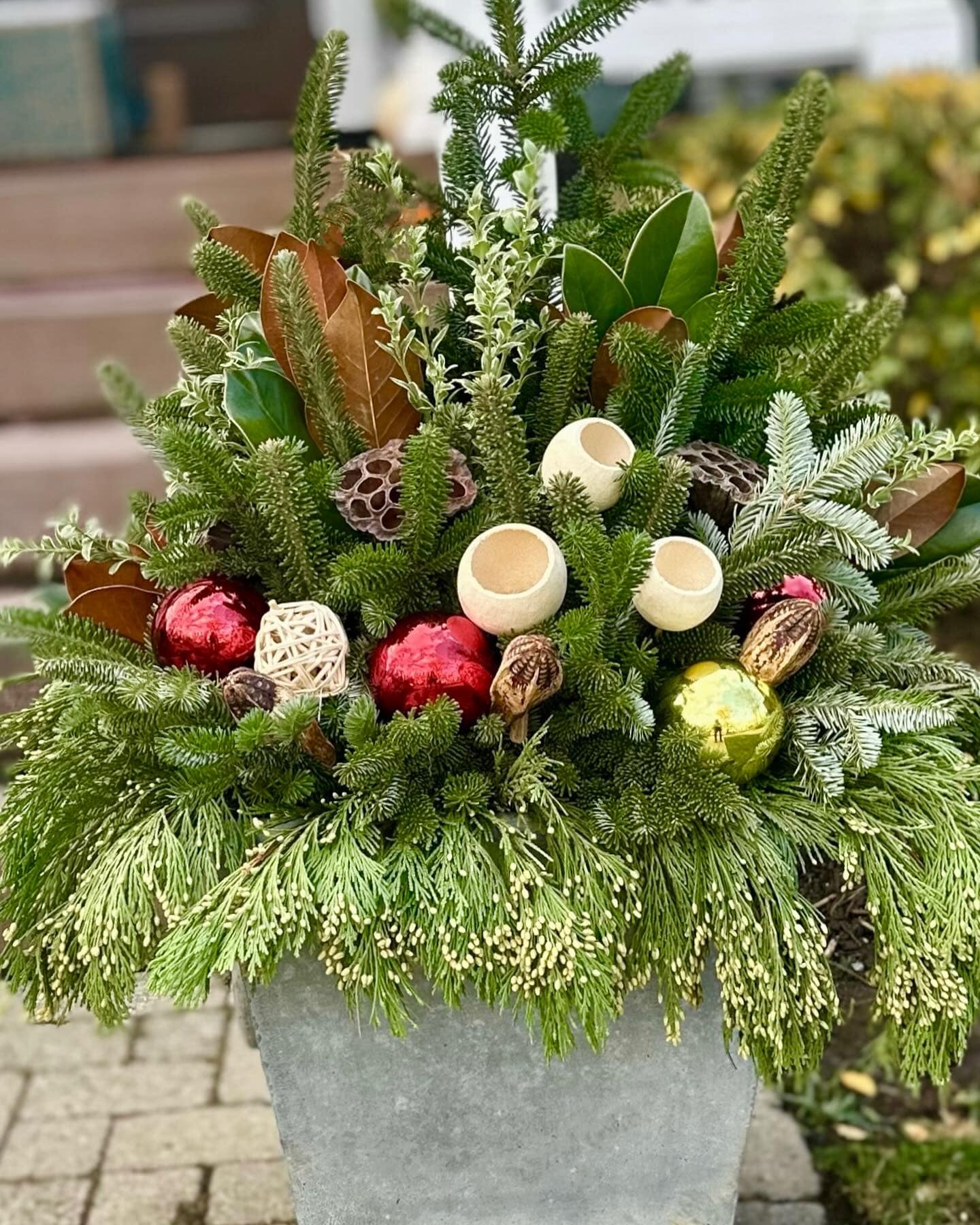 Winter planter arrangement
